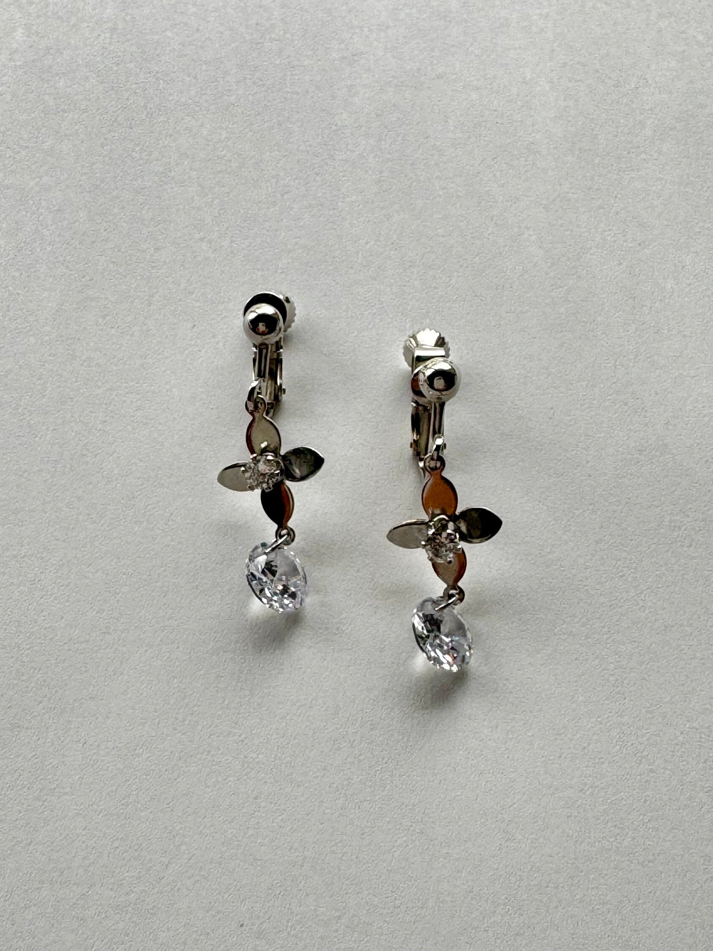(JEWELRY) Earrings #11 - Clip On
