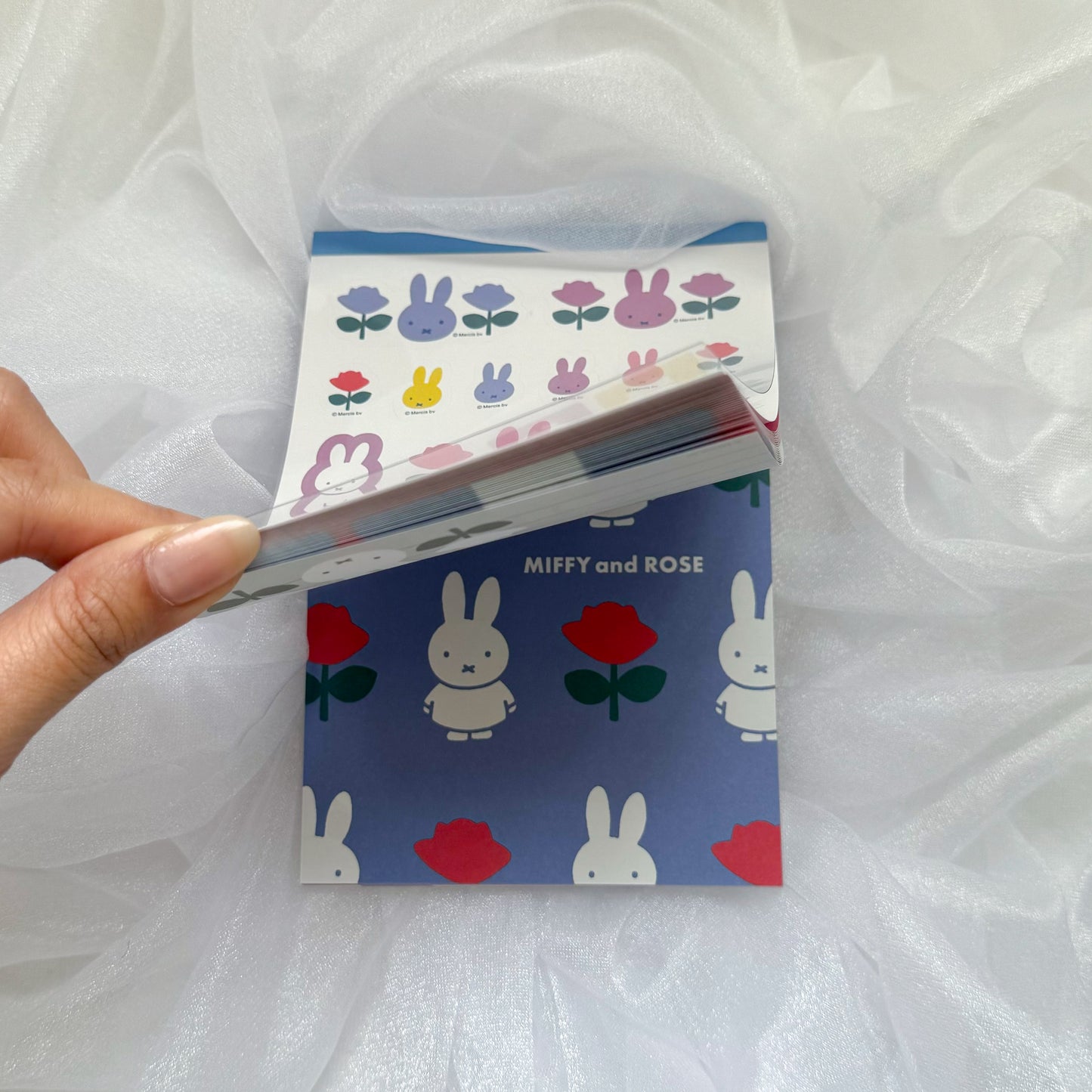 Miffy&Rose Memo Pad with Sticker ミッフィー メモパッド｛シール付｝