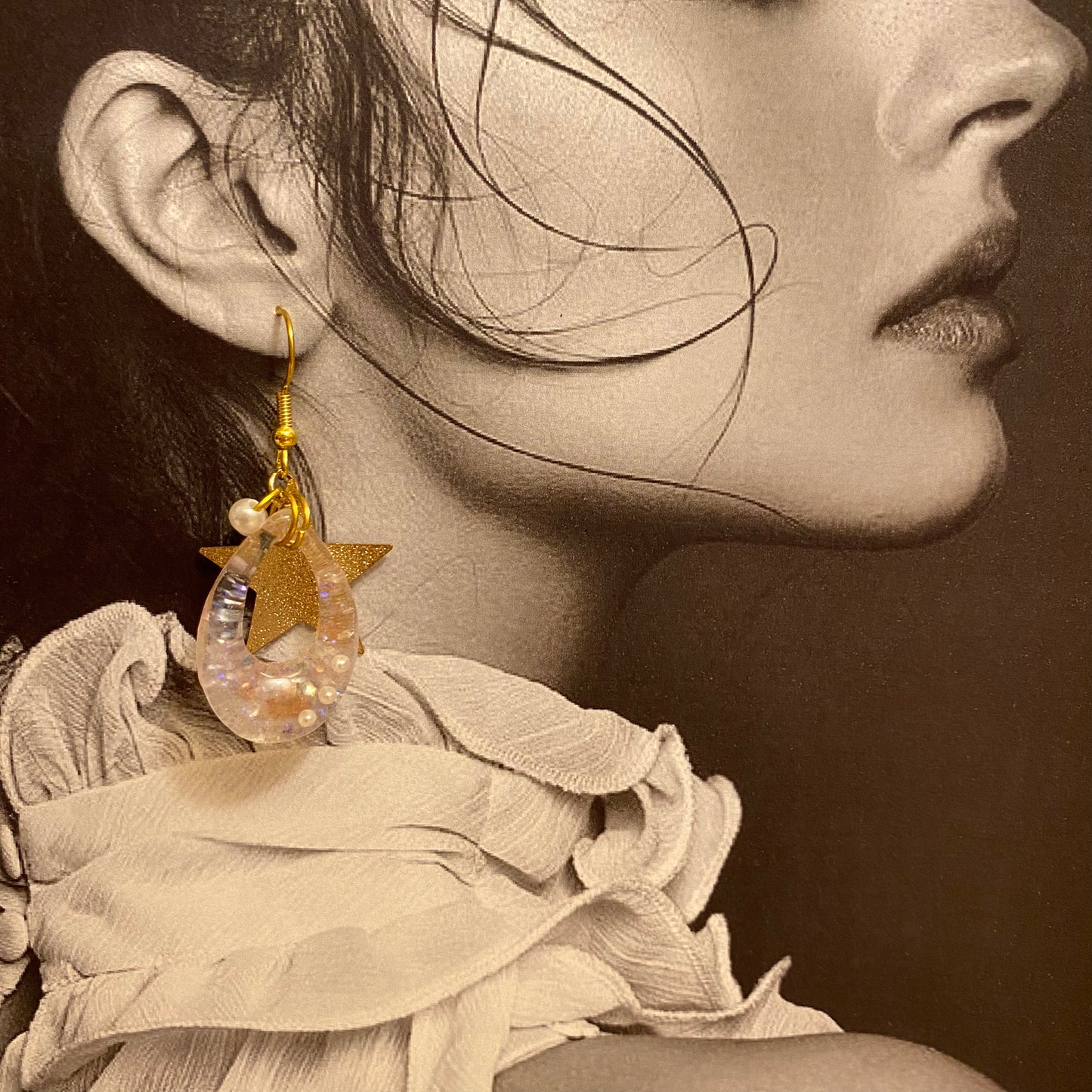 (JEWELRY) Earrings #2 - Pierced Dangle (Star)